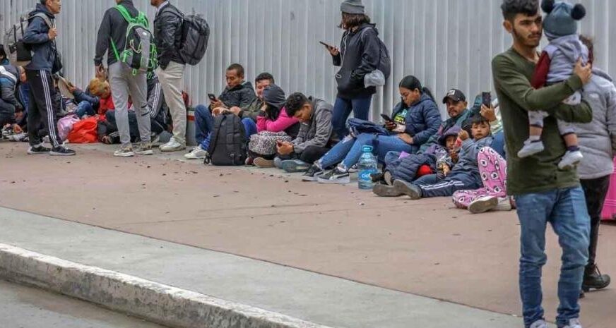 Presión de Trump obliga a Biden a endurecer al máximo su política migratoria