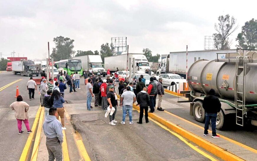 «Operación Caudal: Un golpe clave contra la delincuencia organizada, se incautan más de 31 mil botellas de bebida alcohólica en el Estado de México»
