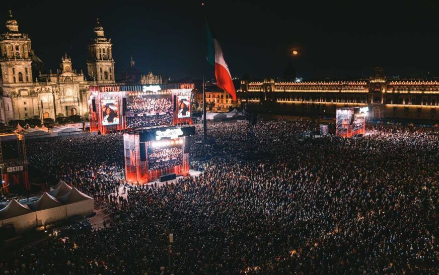 «La Magia de Juan Gabriel revive en el Corazón de la Ciudad: Un Tributo Inolvidable al Rey del Rostro Duro»