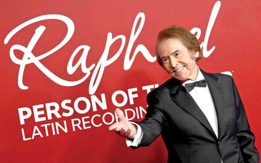 El Divino Raphaël: Una Noche Inolvidable en la Ciudad de los Césares