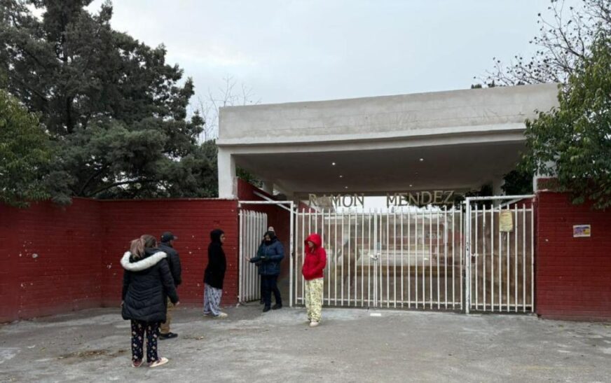 «El frío invasor: mañana, escolares de Coahuila se enfrentan al reto de llegar a la clase en medio del congelante clima que azota el estado»