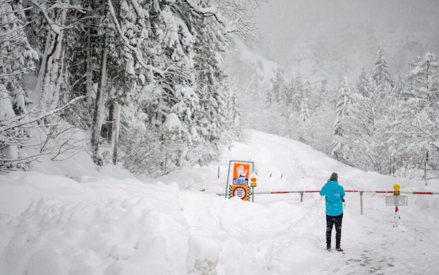 «Tragedia en los Alpes: tres víctimas mortales por avalanchas en Austria»