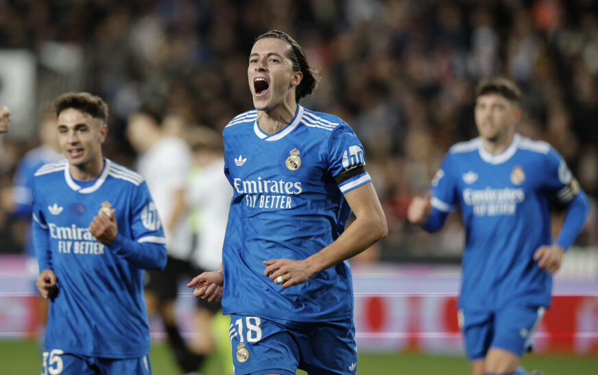 Carreras y Mbappé dan el triunfo al Real Madrid 0-2 ante el Valencia